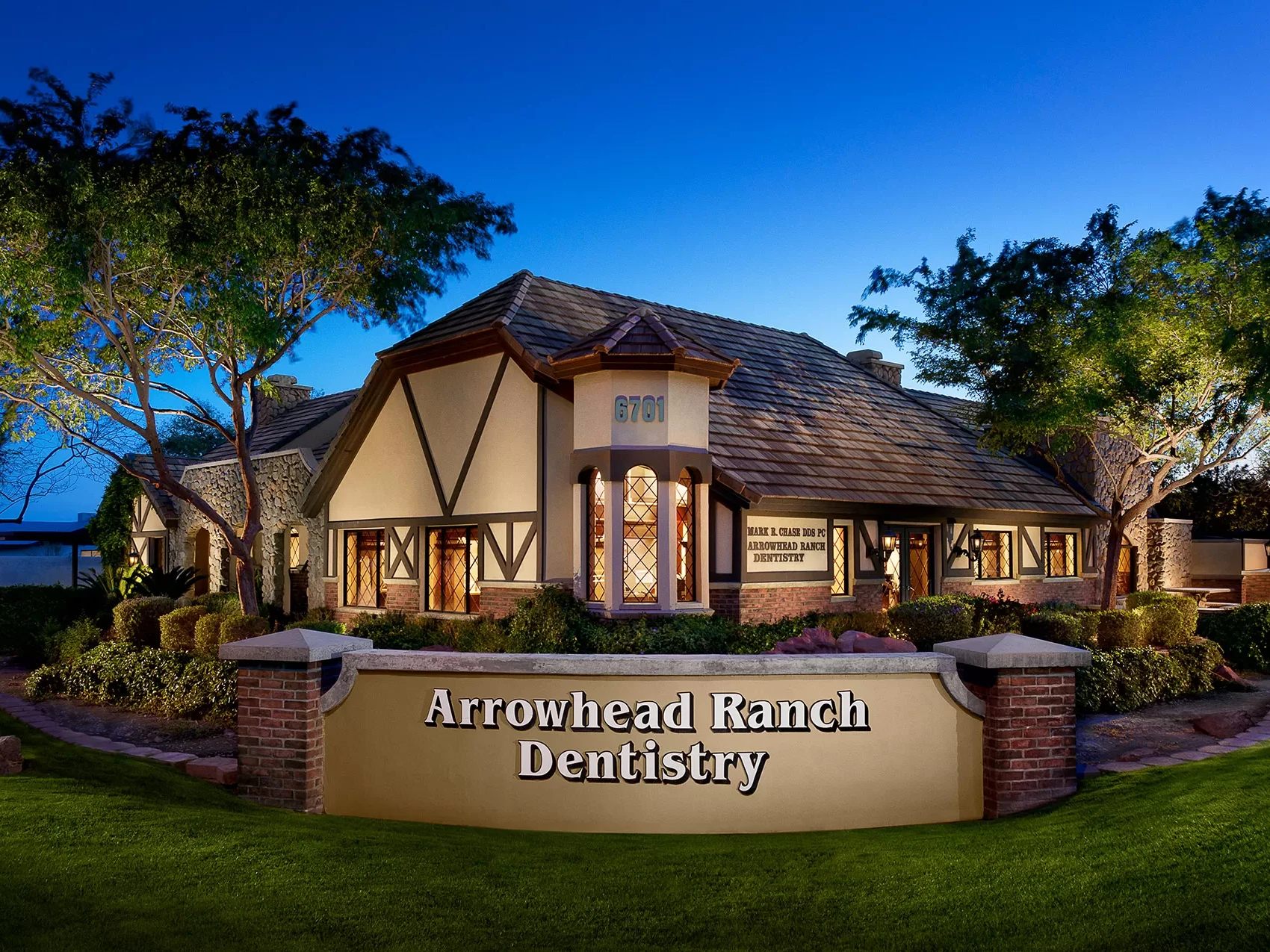Arrowhead Ranch Dentistry is the best dentist in Glendale, AZ that provides full-service general and cosmetic dentistry Glendale
